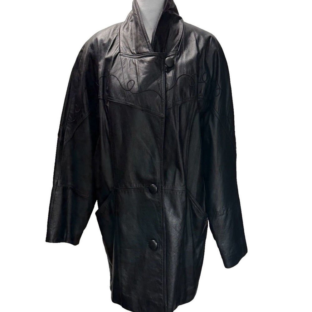 Vintage Donna Pelle Sz M Genuine Leather Med/Long Coat with Design Stitching